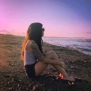 Meet your Posher, Christen